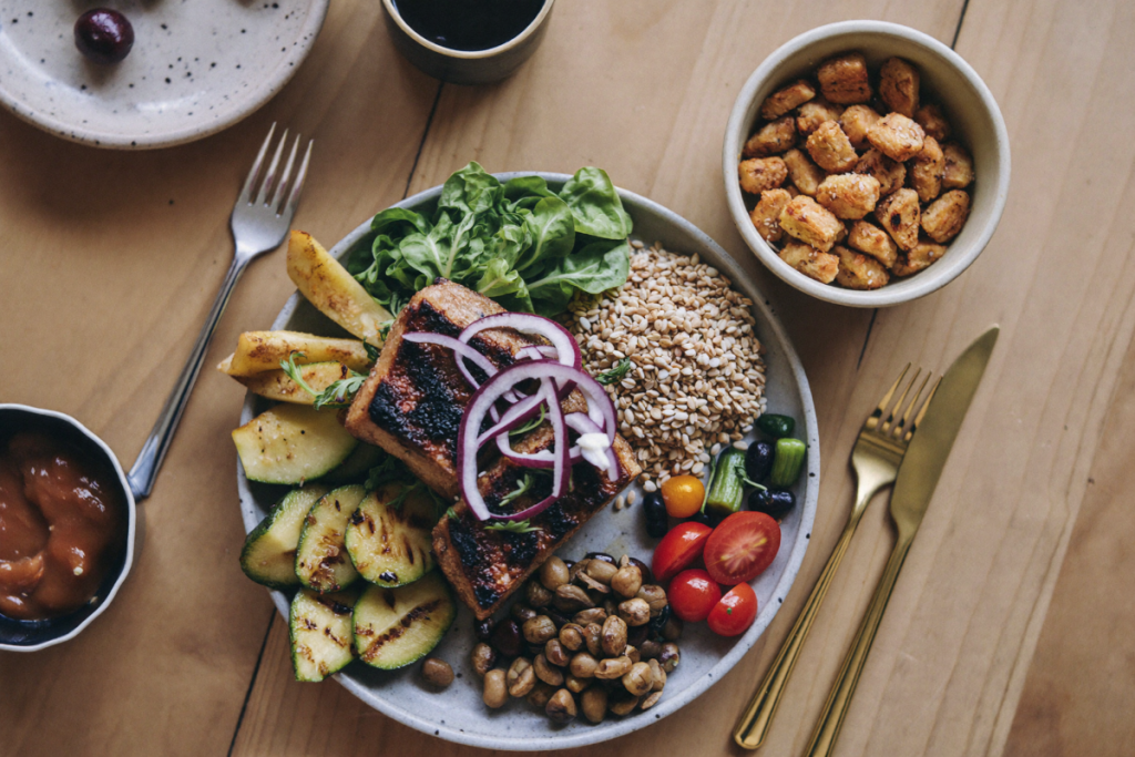 A balanced healthy meal